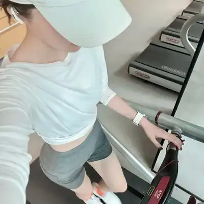 钟梓恒